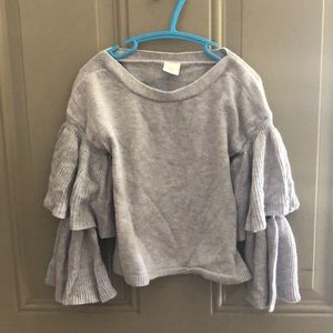 Like new sweater size 4